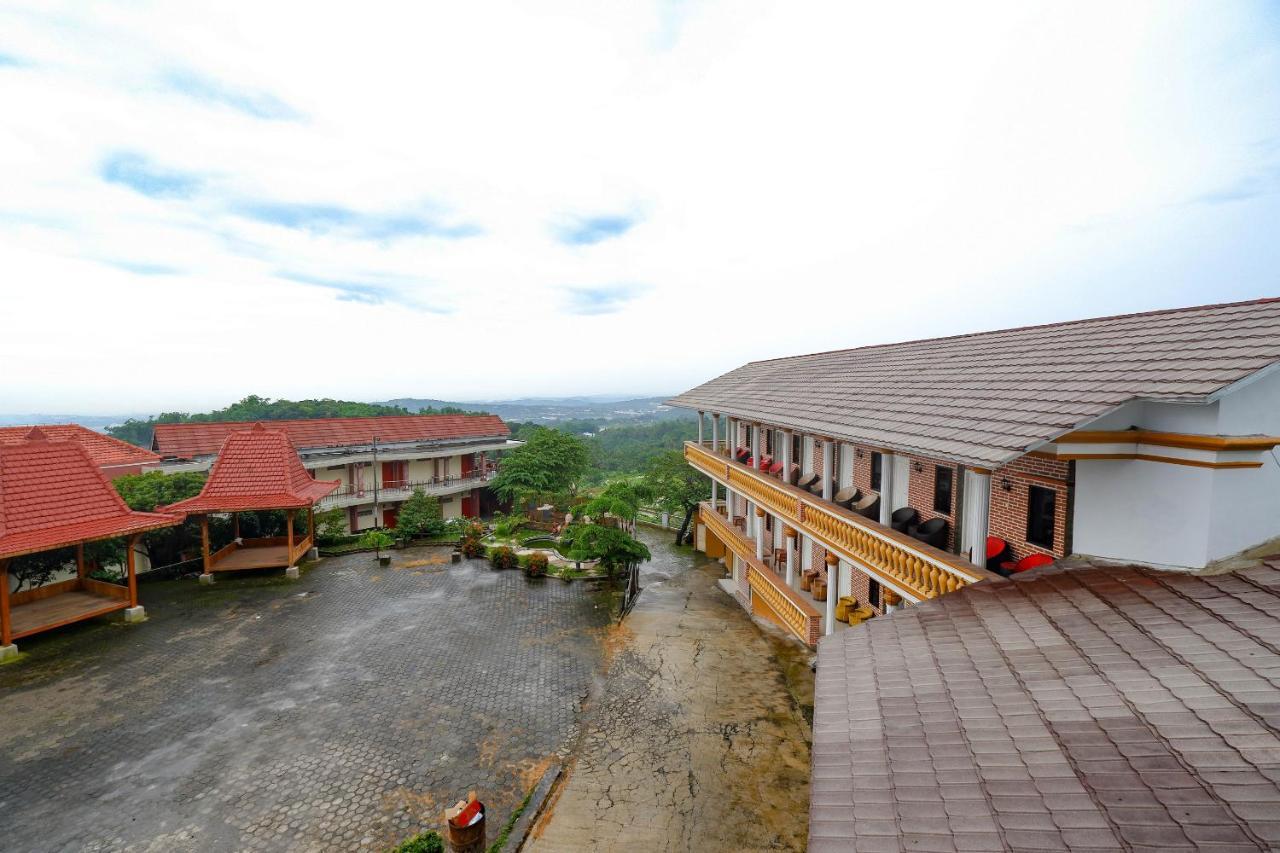 Oyo 3125 Hotel Taman Sari Semarang Luaran gambar